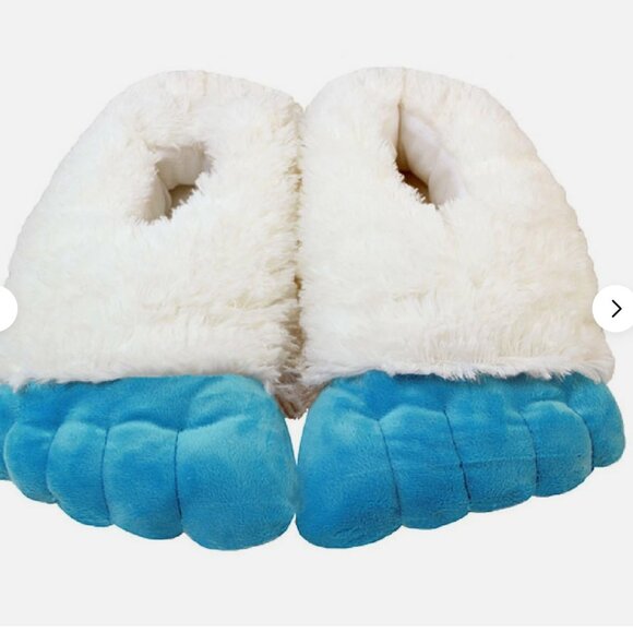 Furry Animal Slippers (Penguin) - Picture 1 of 5